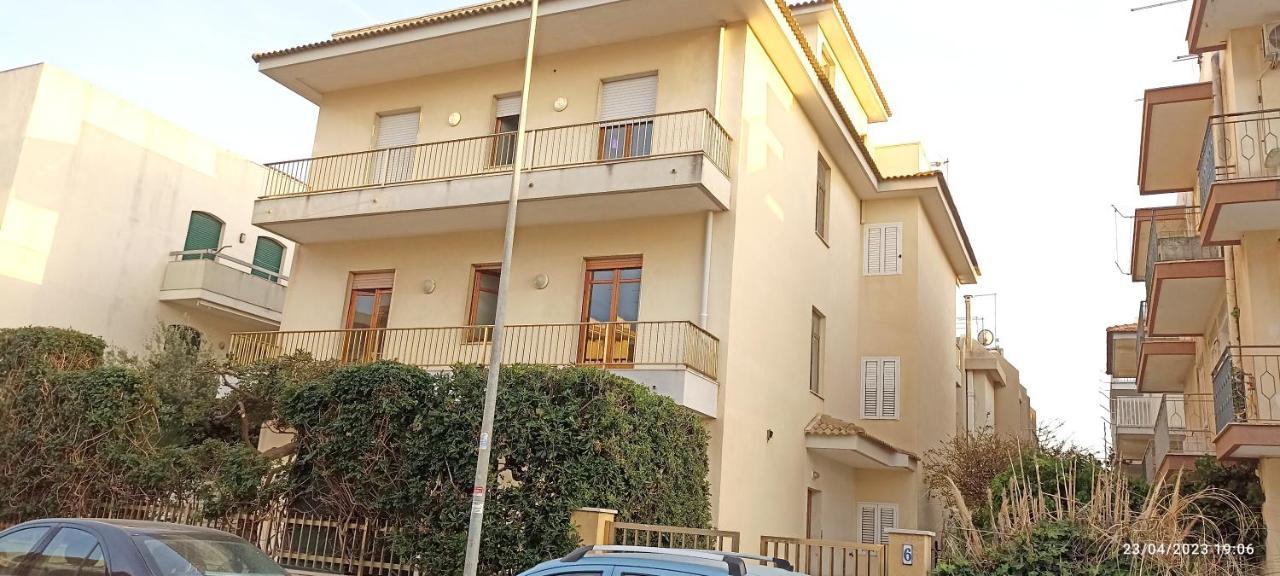 Appartamento Sirene Marina di Ragusa Exterior photo